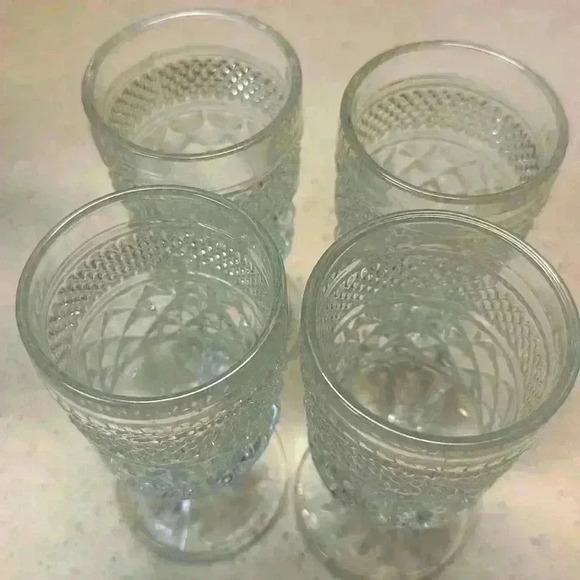 Vintage Anchor Hocking Wexford Pattern Claret Wines. Set of Four   1960's - Picture 6 of 7